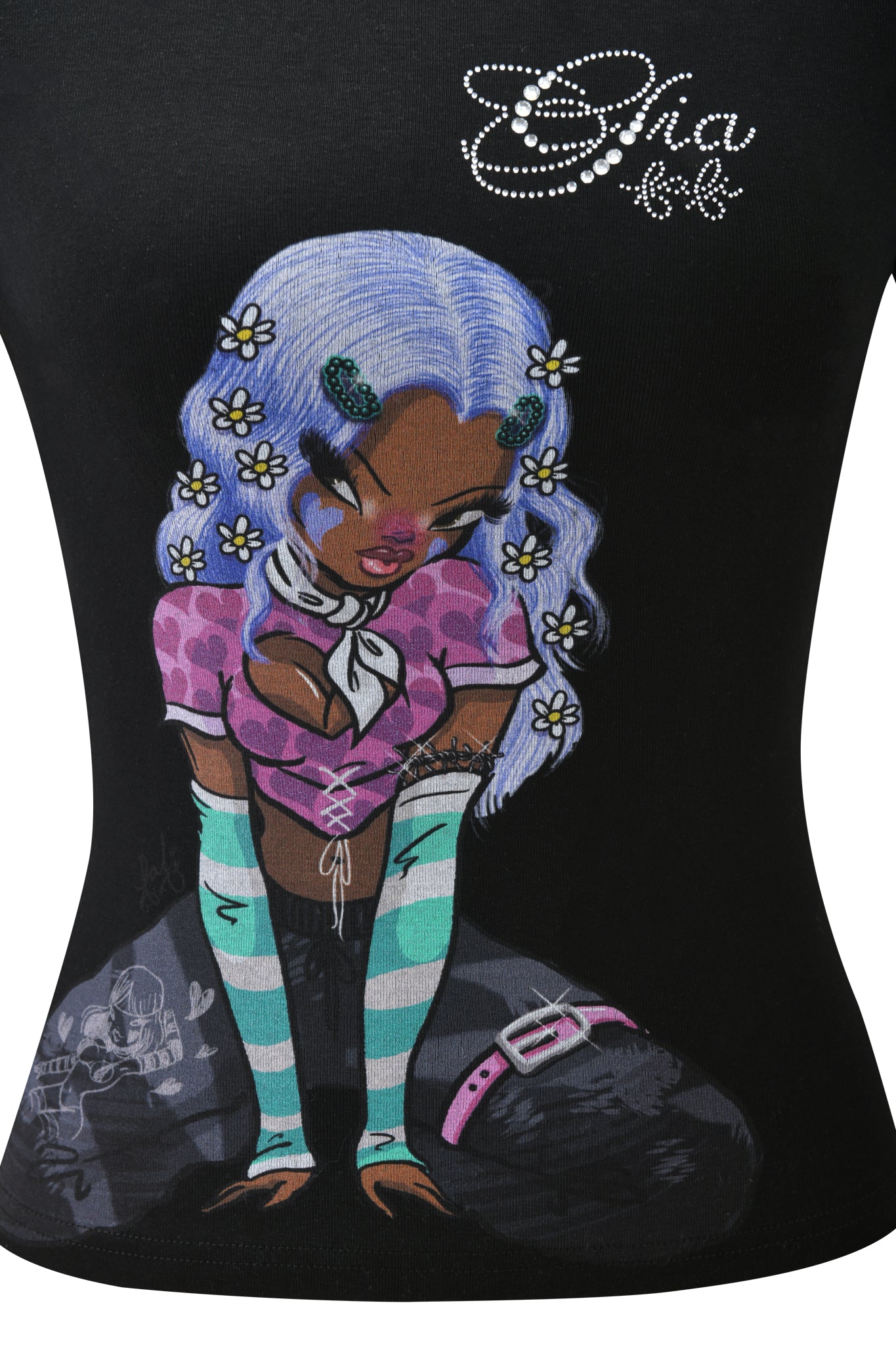 The I.AM.GIA FAFI T-SHIRT - BLACK features an illustrated girl with purple hair, daisy clips, a pink leopard-print top, mint-green striped arm warmers, black pants, a pink belt, and "Diva" in sparkling diamanté detail above.