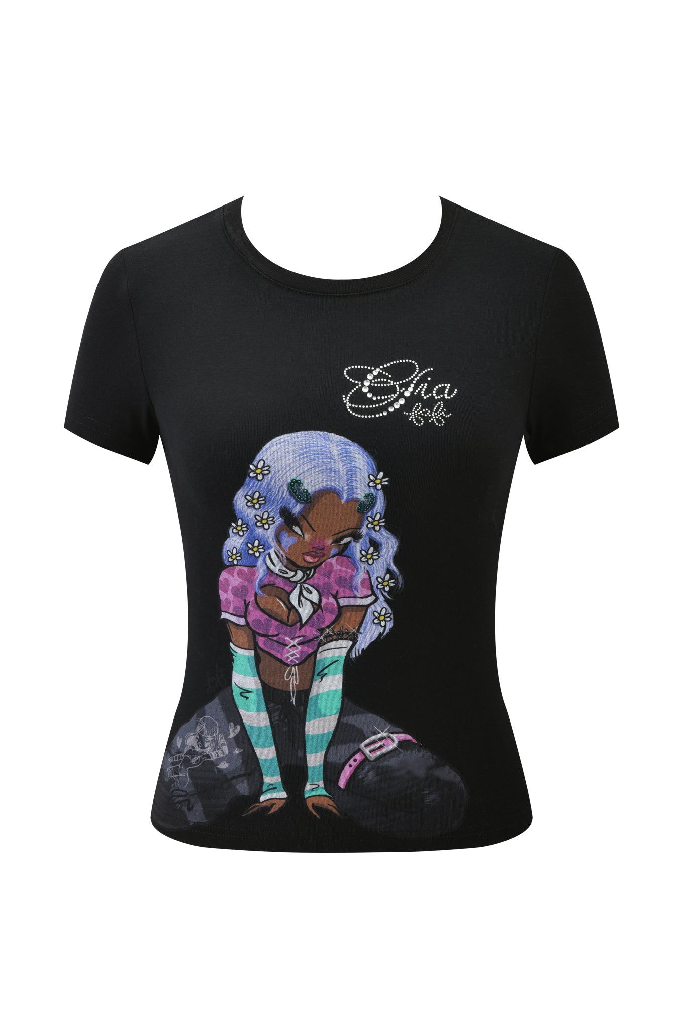 The I.AM.GIA FAFI T-SHIRT - BLACK is a baby tee with short sleeves, featuring an illustrated girl with light purple hair, striped green and white sleeves, and a pink top. “Chic” with a heart appears in diamanté on the chest for a sparkling touch.