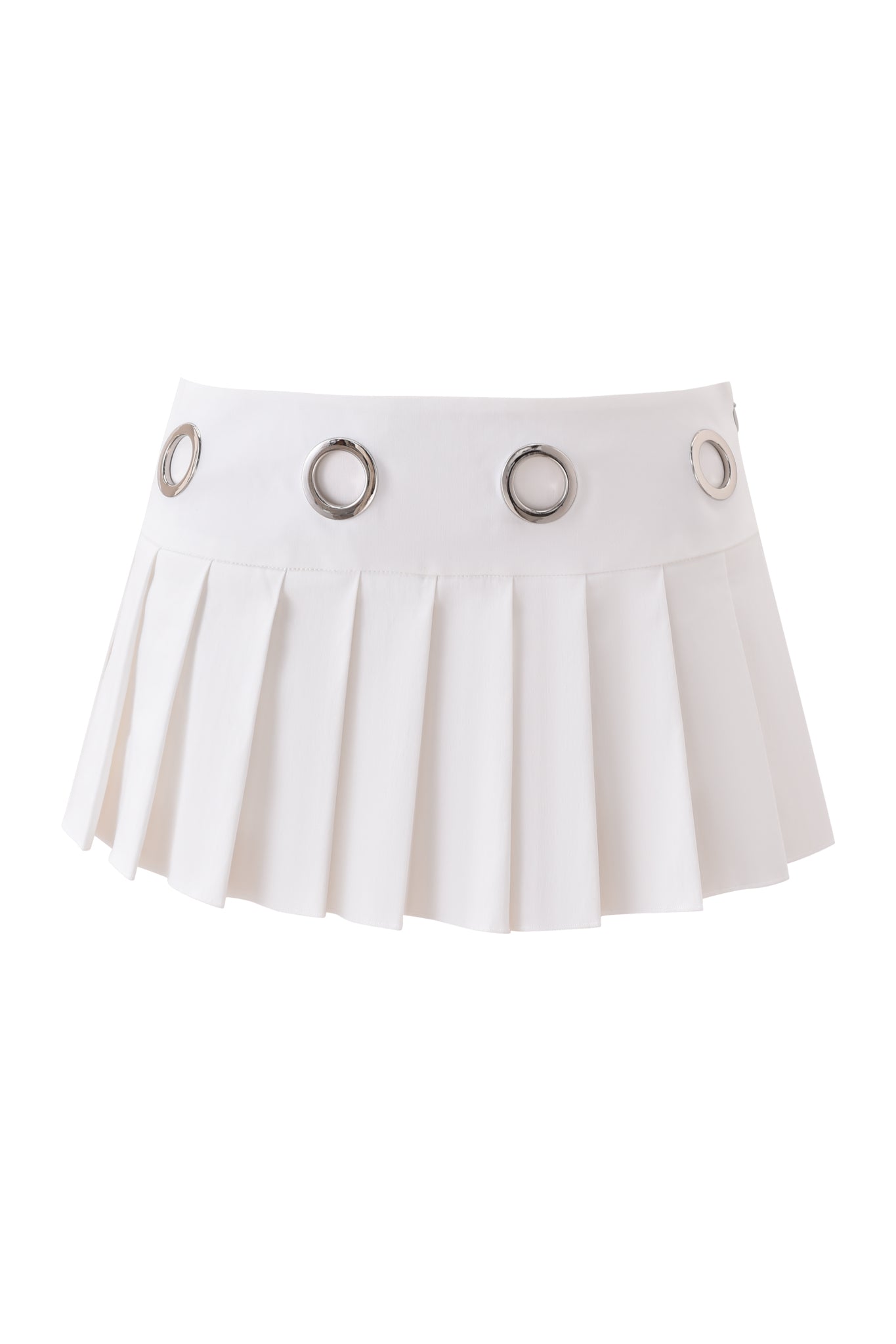 The JAYMES SKORT - WHITE by I.AM.GIA is a white mini skort with a low-rise waist, pleats, and four large silver grommets on the waistband.
